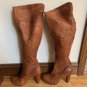 Frye Liv Cuff Boots